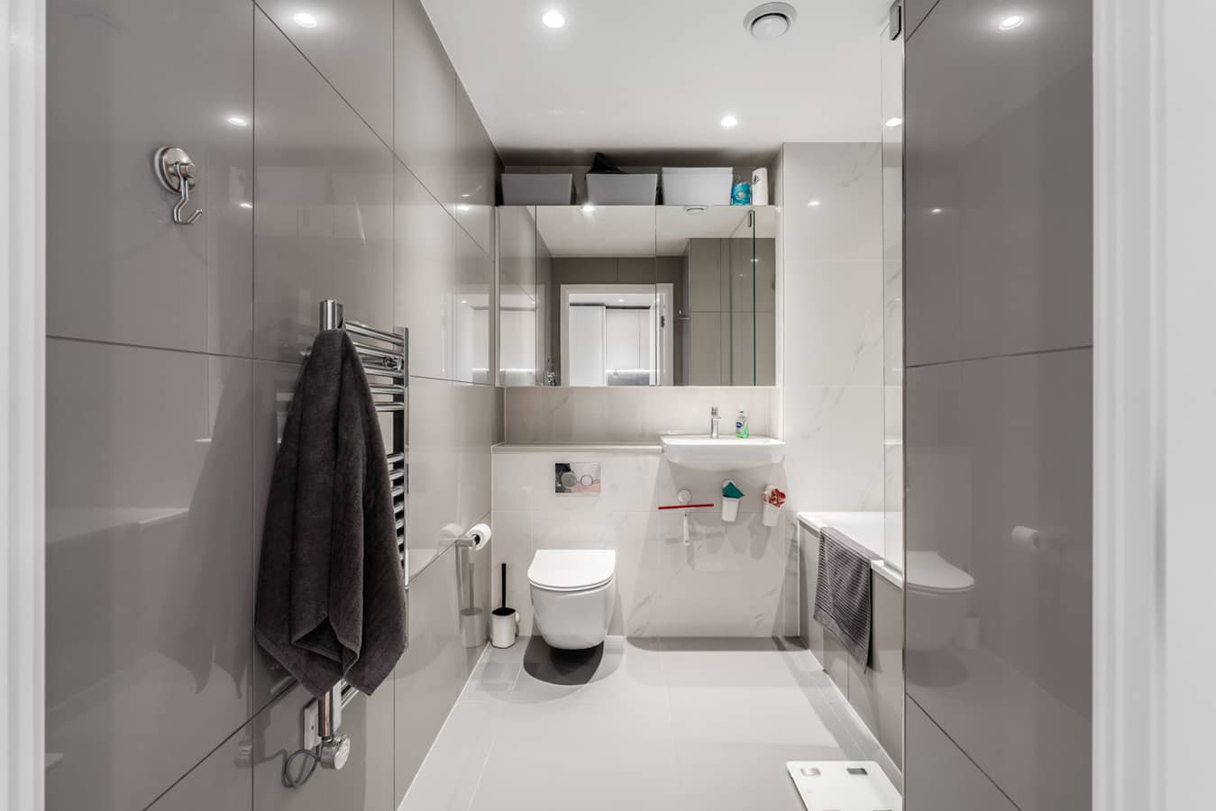 13_LowRes_803-Hampton-Tower_SQP_DSC02760