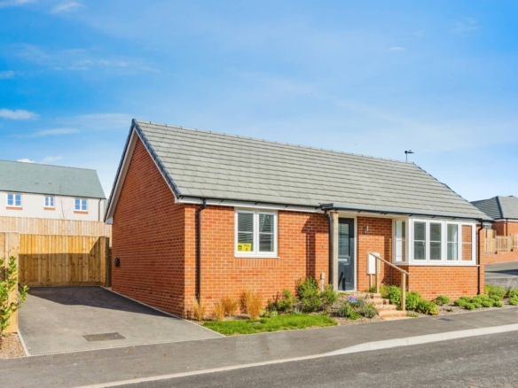 Benson Grange Plot 8 - Image 1